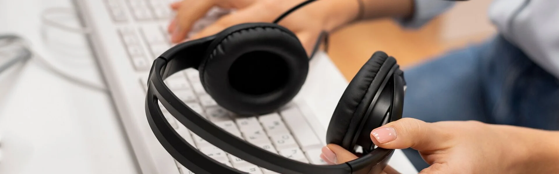 https://es.fushanpaper.com/wp-content/uploads/2025/09/contact_banner_bg.webp